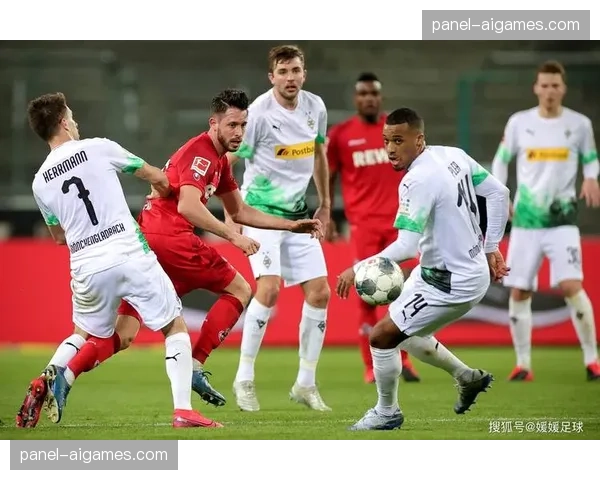 科隆vs云达不莱梅：主队球迷高唱助威，客队门将多次神扑